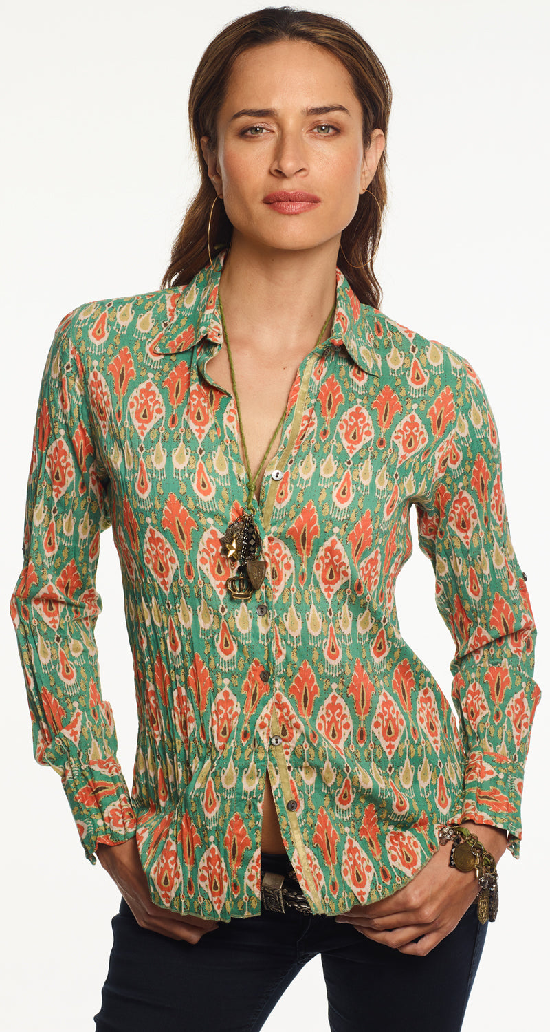 A model wears a CINO Green Mogador button-down Shirt